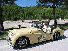 Al volante della TR3A dopo aver superato le prove speciali
