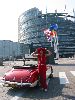 Incredibile ma siamo a Strasburgo, foto d'obbligo con il Parlamento Europeo sullo sfondo